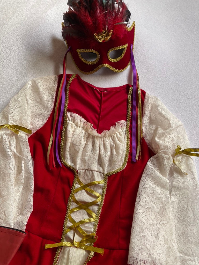 Renaissance Mascarade Costume